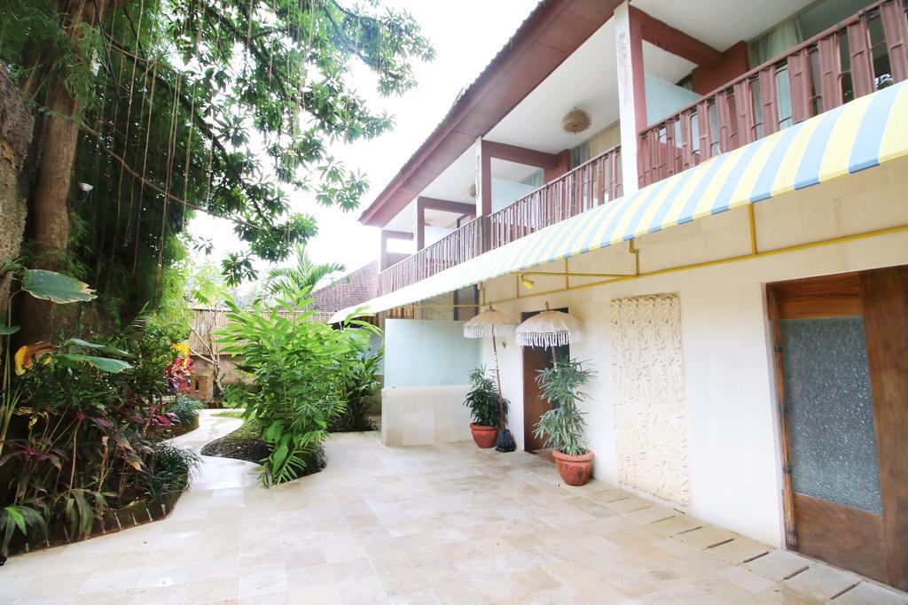 Petit Hotel Bali Убуд Экстерьер фото