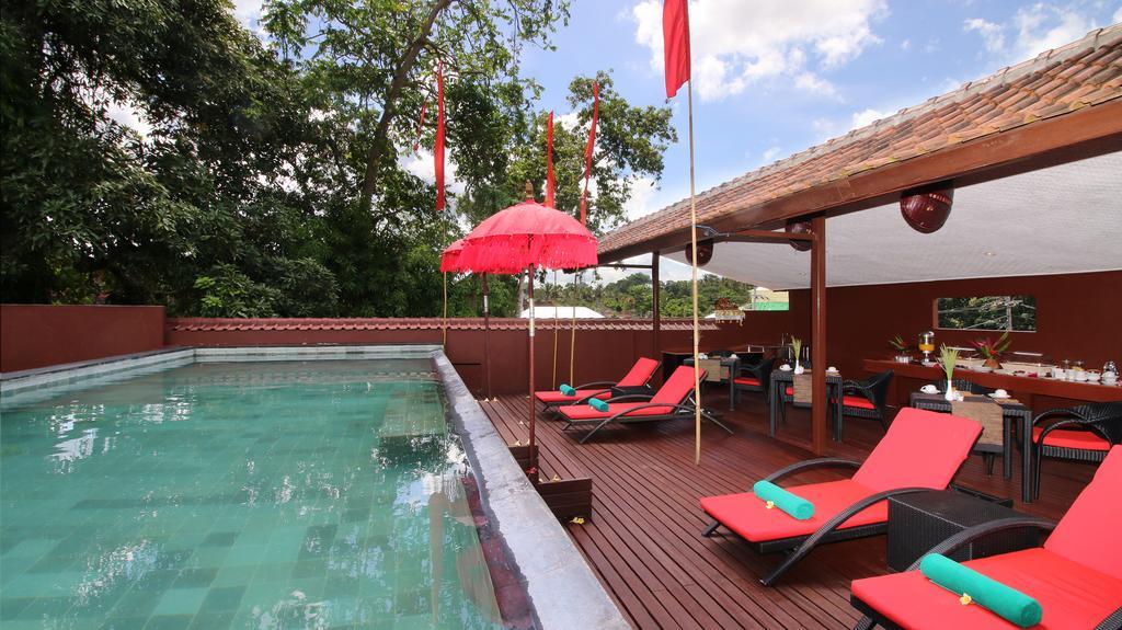 Petit Hotel Bali Убуд Экстерьер фото